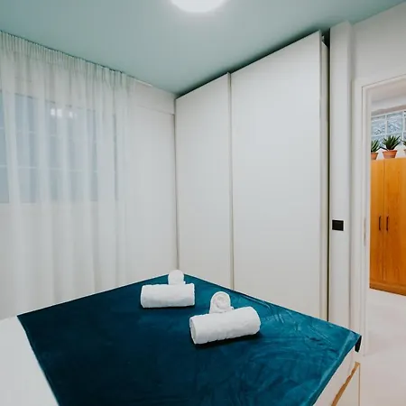 Azuro Luxury Living 아파트