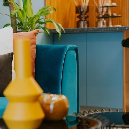 Azuro Luxury Living 아파트