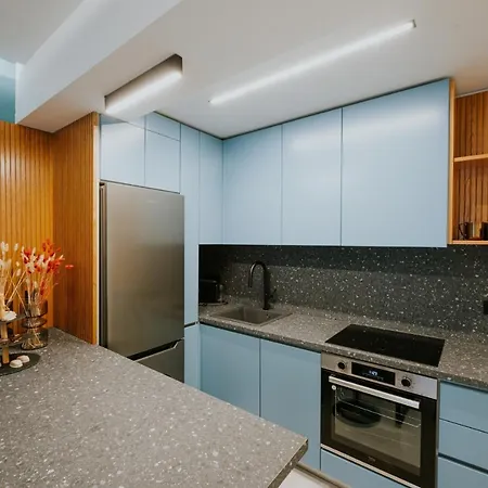 아파트 Azuro Luxury Living 테살로니키