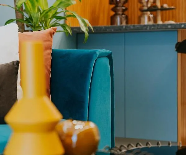 Azuro Luxury Living 아파트