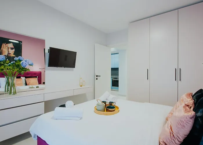 Azuro Luxury Living 아파트 테살로니키